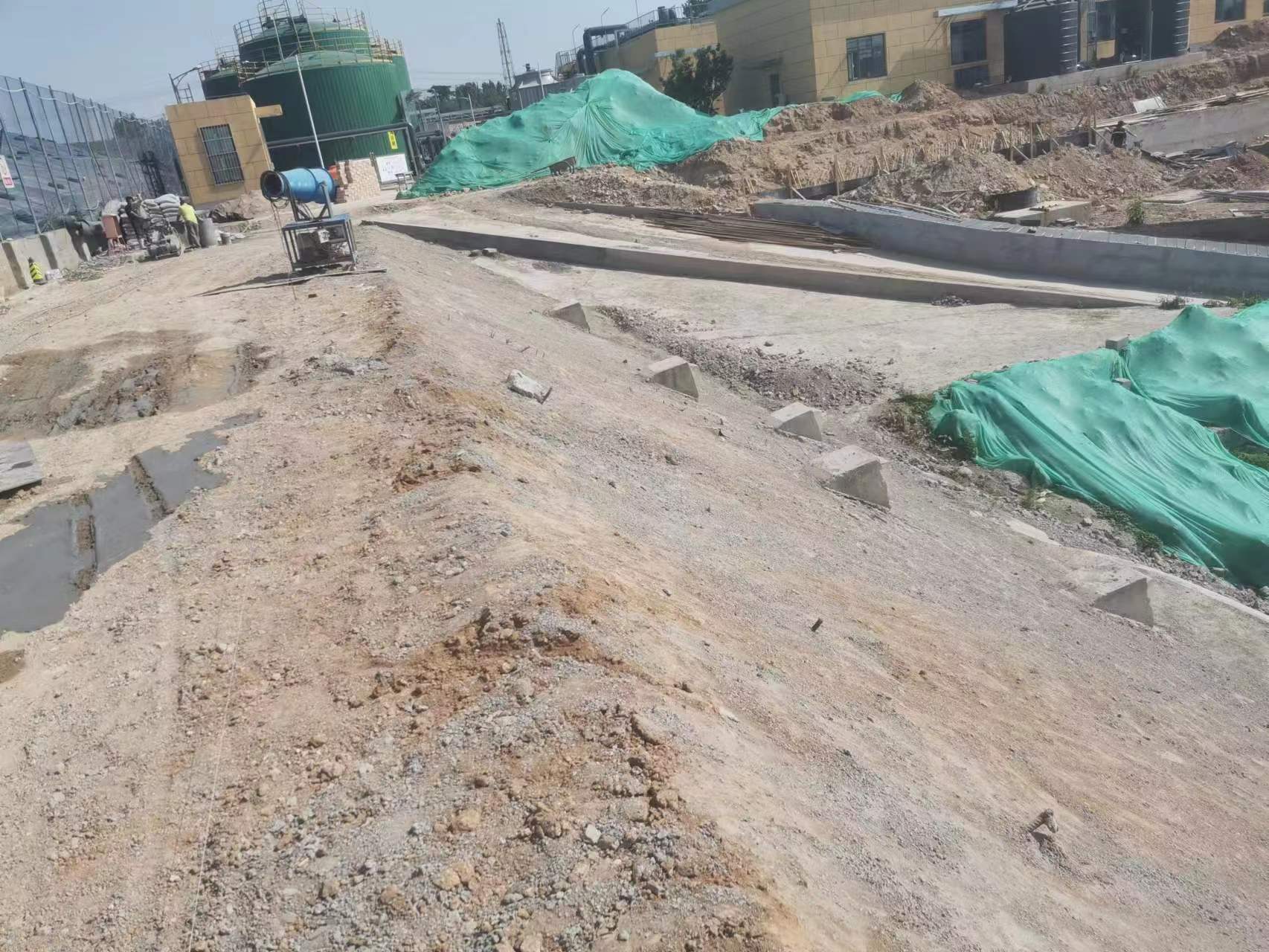 鸡冠岩石基础灌浆帷幕灌浆